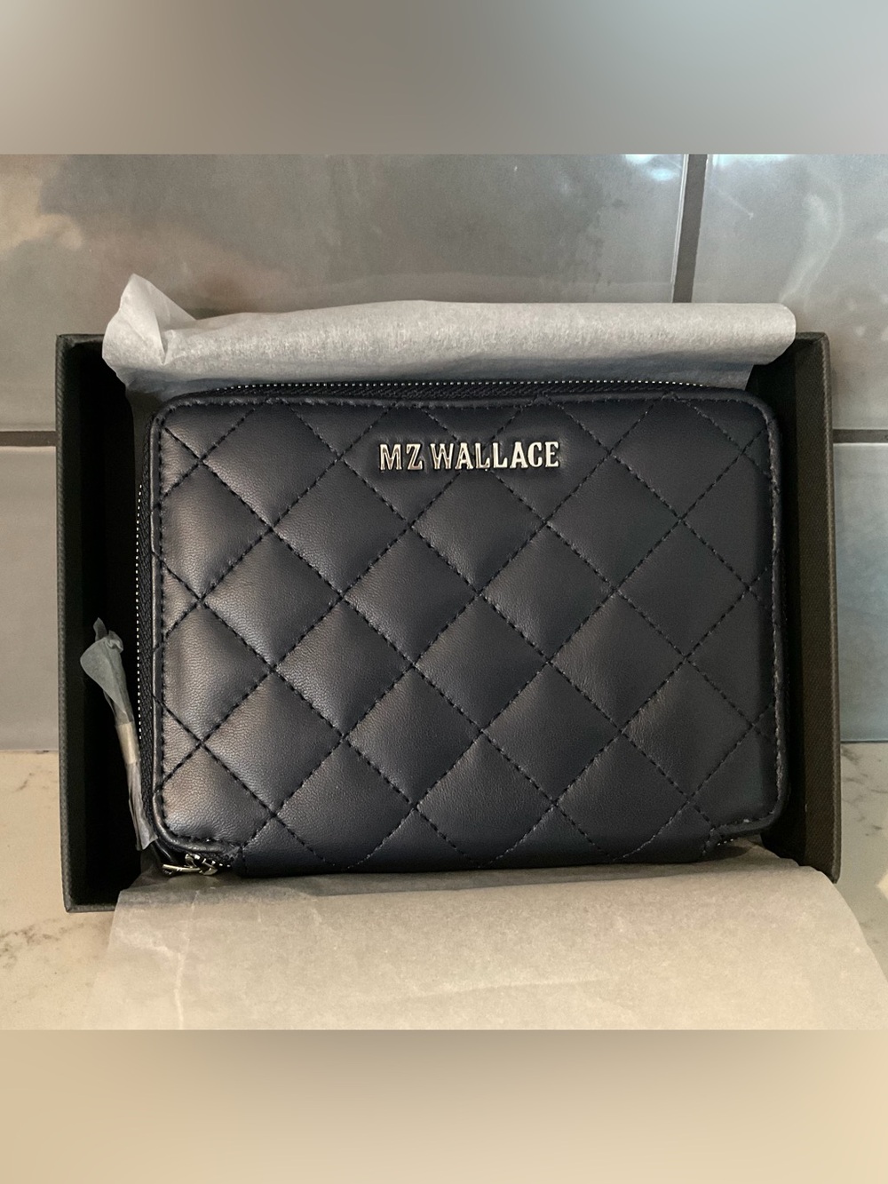 MZ Wallace Dawn Tropical Palm Passport Organizer Holder Wallet - Picture 9 of 11